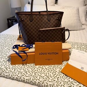 AUTH Louis Vuitton Neverfull MM